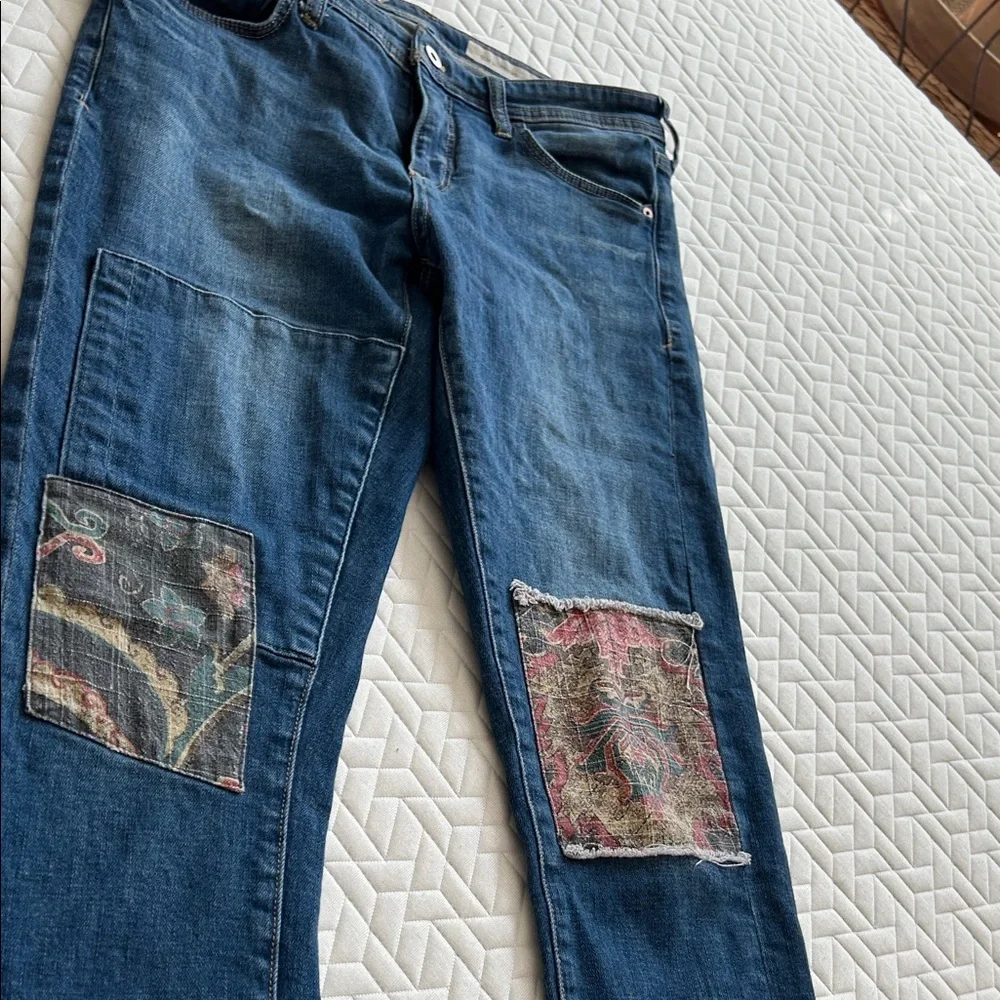 NEW LISTING! PILCRO Jeans with Decorative Patchwork - Picture 1 of 7